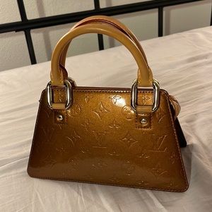 Authentic Louis Vuitton Vernis Forsyth Patent